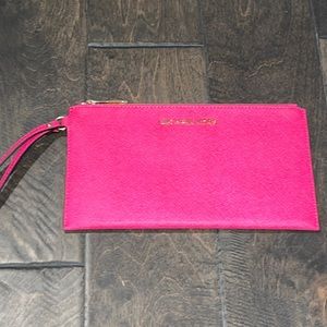 NWOT Hot Pink Michael Kors Wristlet.